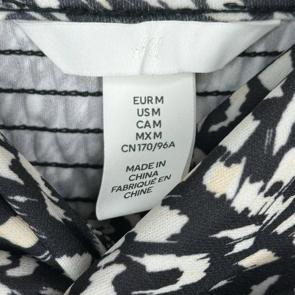 H&M Black and White Twist Front Abstract Print Spaghetti Strap Midi Dress Size M - Picture 8 of 12